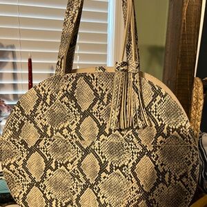 Stylish Tan and Black Snake Print Women's Bag